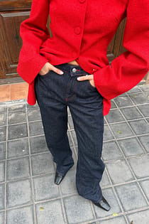 Gerade geschnittene Jeans mit mittlerer Taille
