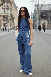 Jeans mit Denim-Paspelierung