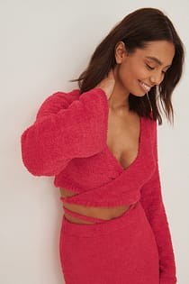 Strikket dunet slå-om sweater