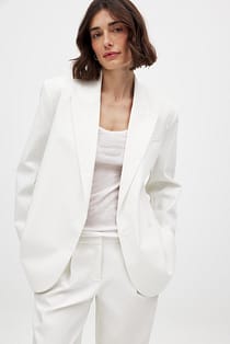 Oversized Overlap Blazer
