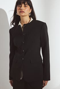 Figursyet blazer med rund halsudskæring