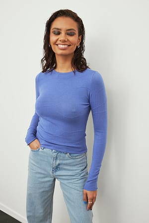 Blue Genser med sømdetaljer