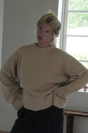Image 4 of 8