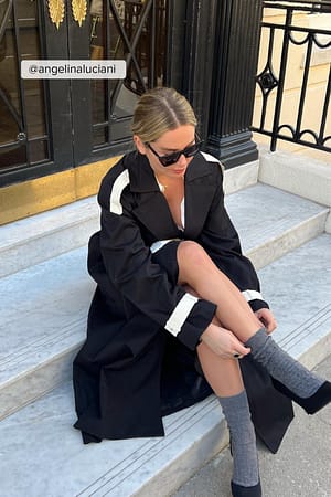 Black/Beige Trenchcoat met dubbele knopen