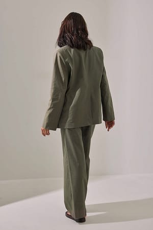 Image 3 of 6