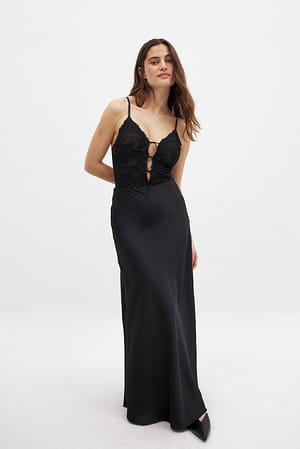 Black Bodysuit mit Schleifendetail