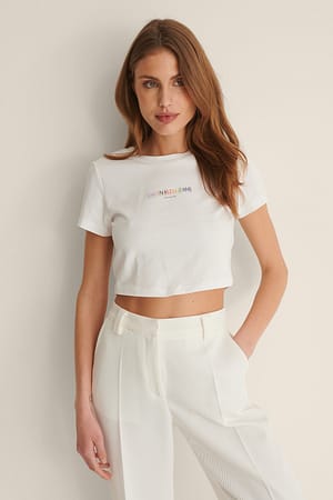 Bright White T-Shirt Mit Logo