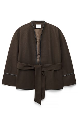 Brown Kurzer Mantel mit Kontrastbindung