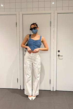 Image 2 of 4