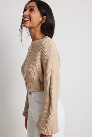 Light Beige Kort kabelstrikket genser