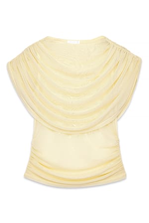 Yellow Haut style cape drapé
