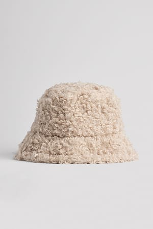 Image 2 of 6
