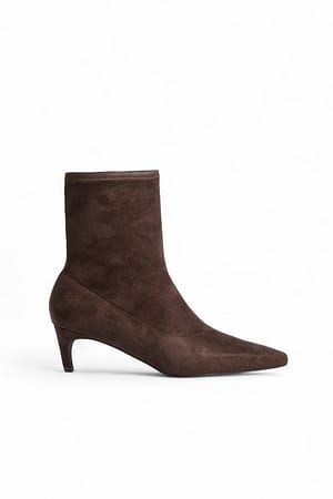 Brown Ankelboots i semsket skinnimitasjon