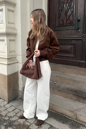 Brown Bomberjacke aus Kunst-Wildleder