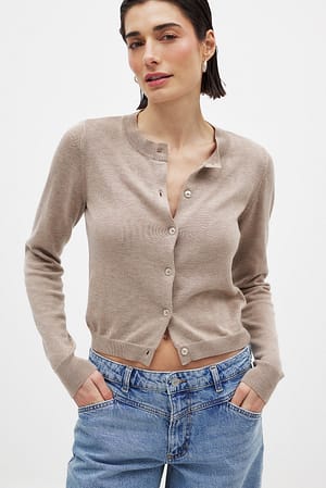 Beige Finstrikket cardigan