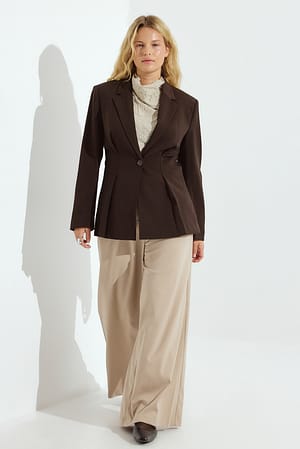 Image 3 of 7