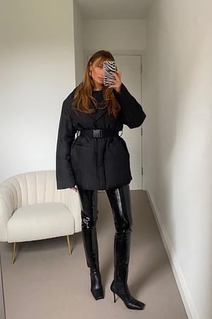 Black Eng anliegende Vinyl-Hose