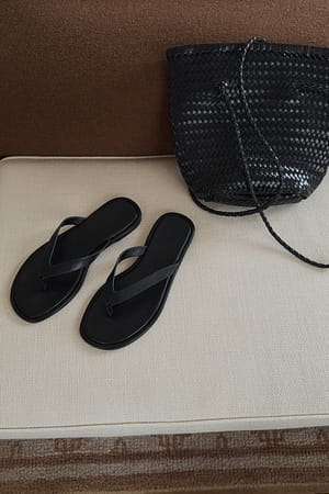 Image 6 of 6