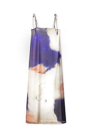 Champagne/Midnight blue fließendes Maxikleid aus Mesh