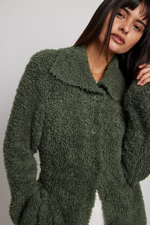 Strikket cardigan med krave og lodden tekstur