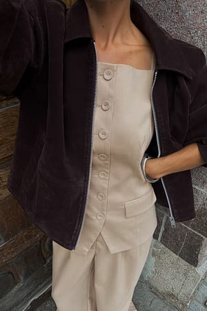 Taupe Hemdtop met hoge halslijn
