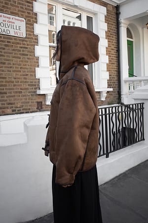 Image 2 of 7