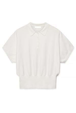 Offwhite Strikket topp med krage og korte ermer