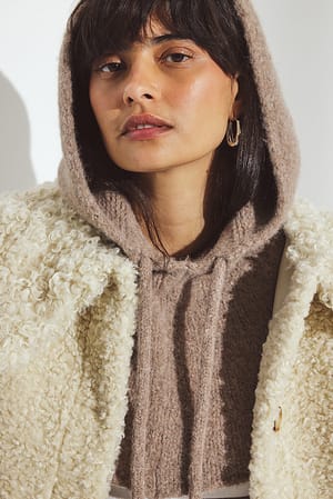 Light Brown Cagoule en alpaga tricoté