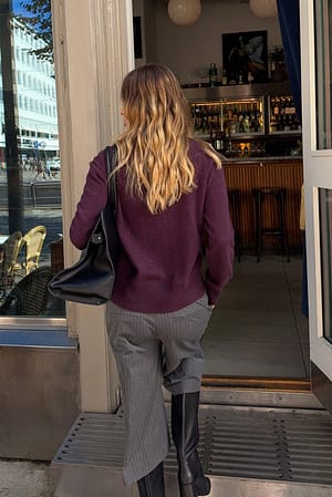 Image 2 of 6