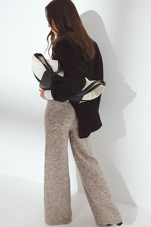 Image 2 of 6