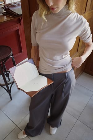 Image 3 of 6