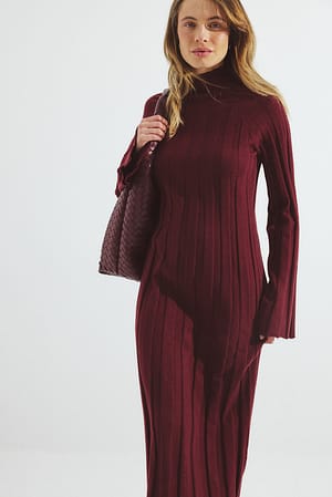 Plum Vestido maxi de punto acanalado con cuello alto