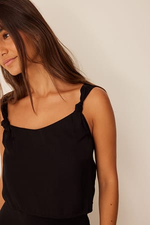 Black Top med knudedetalje