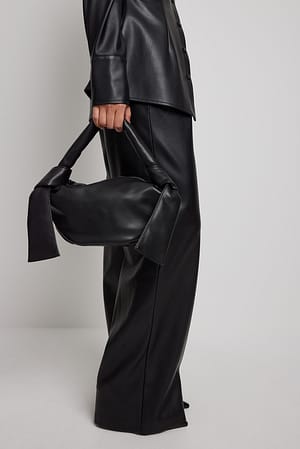 Black Geknotete weiche Tasche