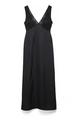 Black Lace Detail Maxi Dress