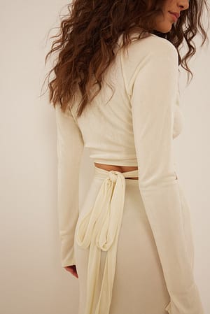Image 2 of 4