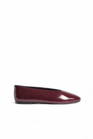 Aubergine Ballerinasko i skinn