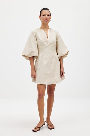Beige Formad miniklänning i linneblandning