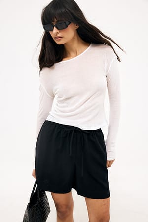 Image 3 of 4