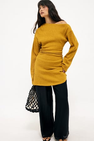 Mustard Mini-jurk met lange mouwen