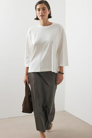 Image 3 of 8