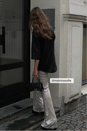 Beige Schlaghose mit Pailletten