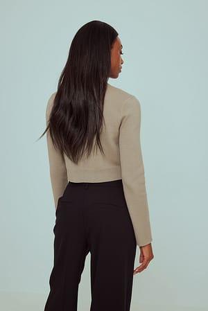 Image 3 of 4