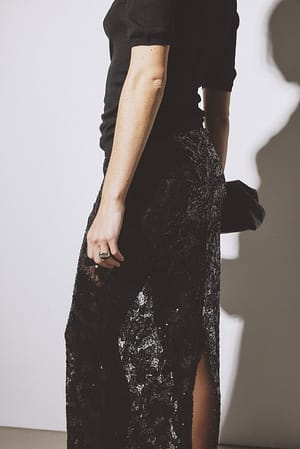 Image 3 of 9