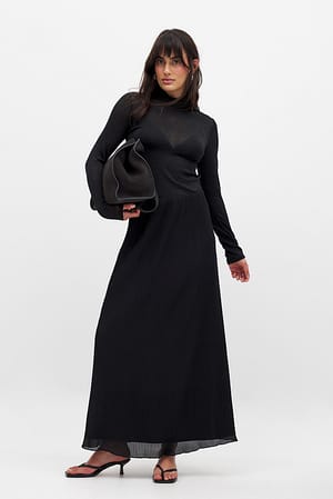Black Maxinederdel med plissering