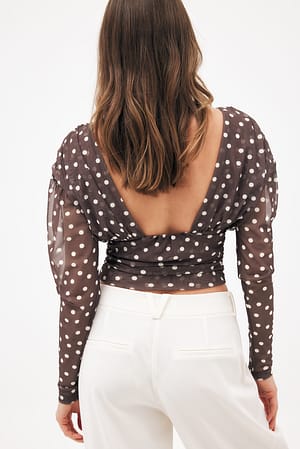 Mesh-Top mit markierter Taille