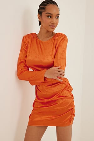 Orange Jacquard-Minikleid mit Twistdetail hinten