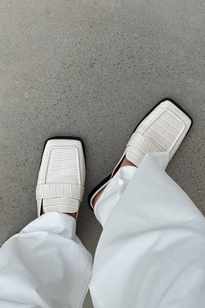 Zapatillas De Punta Cuadrada
