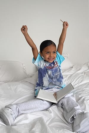 Blue Ekologisk t-shirt med tie dye tryck