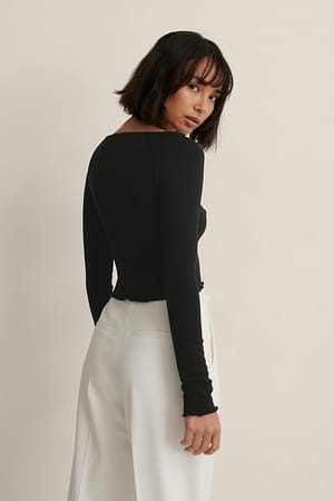 Image 2 of 4
